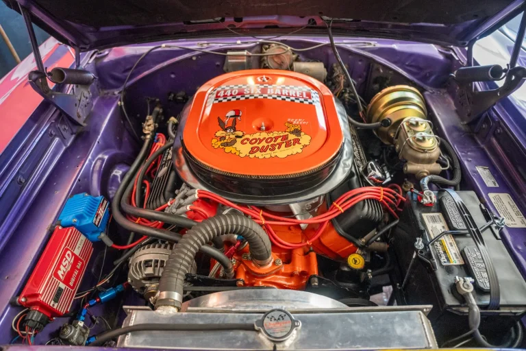 Vehicle image 200
