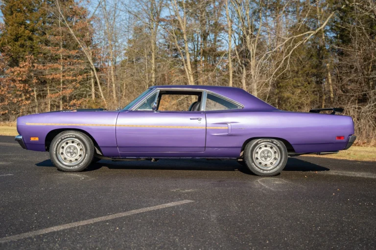Vehicle image 203